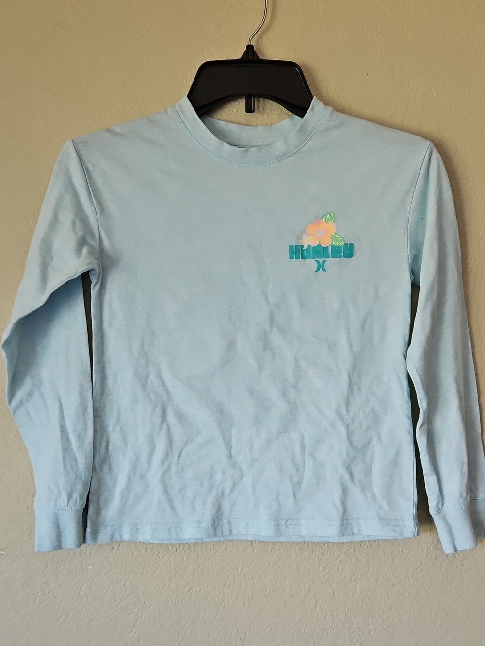 Girls Medium (10/12) Hurley Light Blue Long Sleeve Tee with Floral Chest Graphic